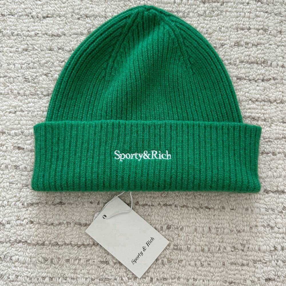 Sporty & Rich beanie in Kelly green